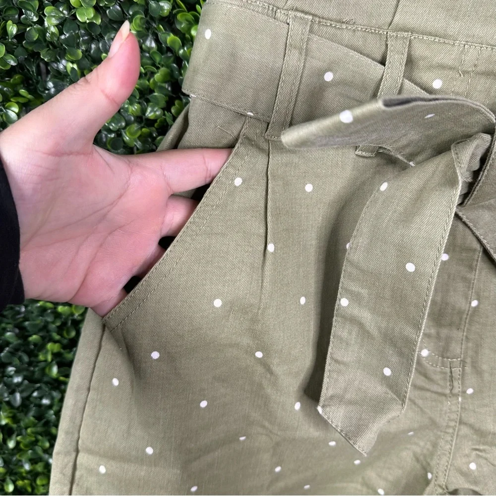 Nwt‎ High Waist Green Polka Dot paper bag Shorts